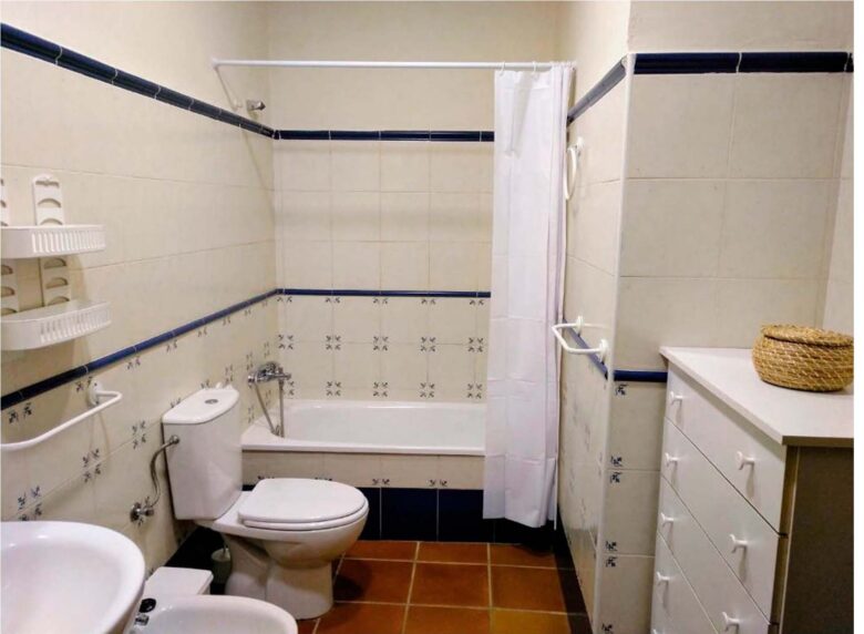 Baño completo casa 3